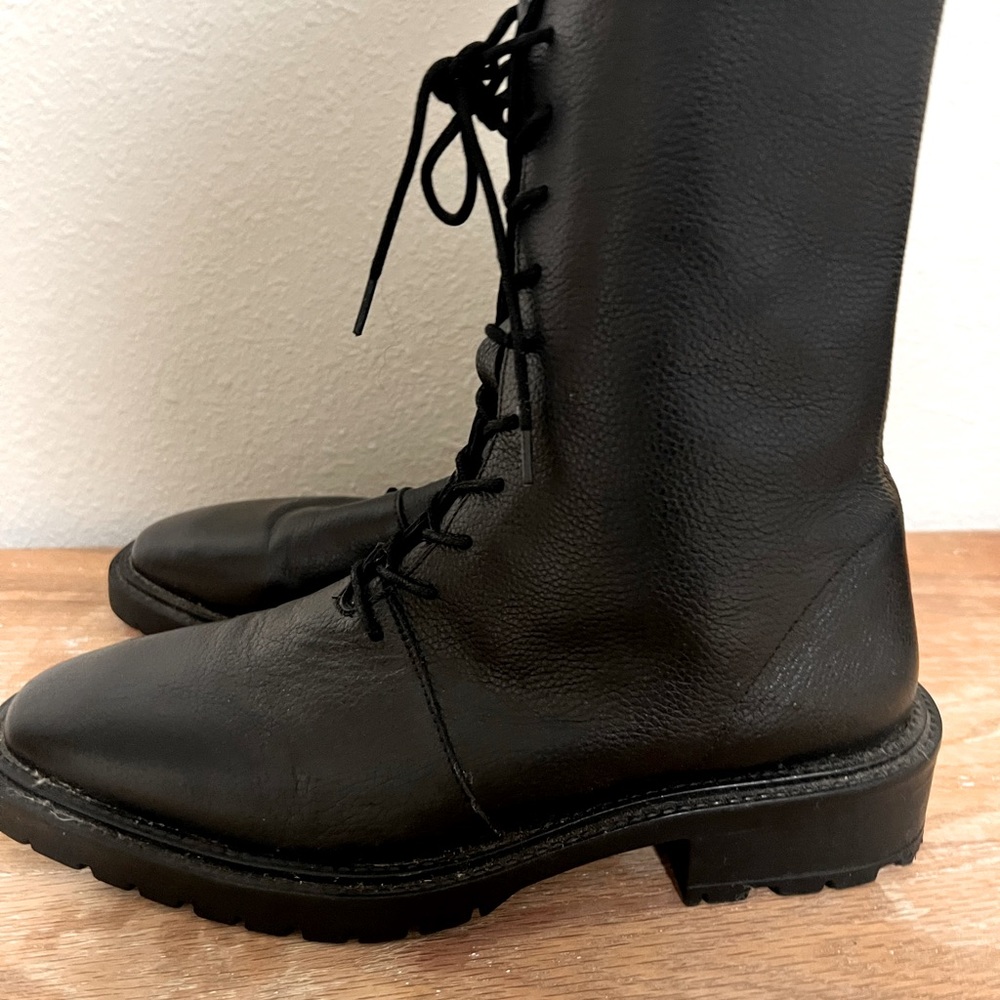 Combat boots